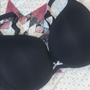 Cacique 36DDD black boost plunge new